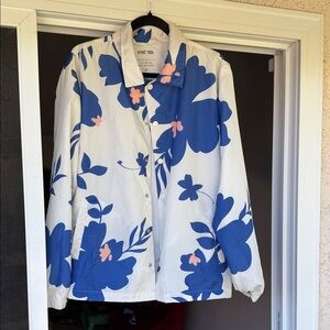 Floral Print windbreaker with Blue Accents